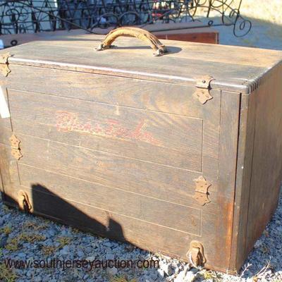  Assortment of Primitive Wood Tool Boxes

â€œBlack and Deckerâ€ and Other

Auction Estimate $20-$100 â€“ Located Inside 