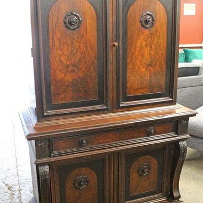  ANTIQUE Walnut 4 Door 1 Drawer Carved Bunn Feet with Scrolling Carving Blind Door China Cabinet

Auction Estimate $100-$300 â€“ Located...