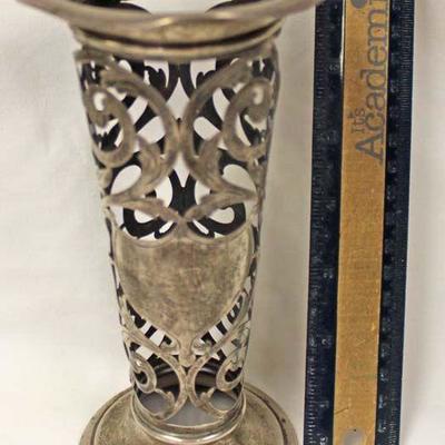    Sterling Filigree 8” Bud Vase

Auction Estimate $100-$300 – Located Glassware 