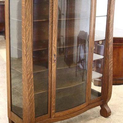  ANTIQUE Quartersawn Oak China Cabinet

Auction Estimate $100-$300 â€“ Located Inside 