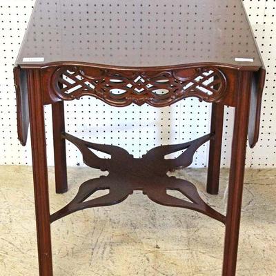  SOLID â€œBaker Furnitureâ€ Mahogany Chippendale Drop Side Lamp Table by Baker

Auction Estimate $300-$600 â€“ Located Inside

  