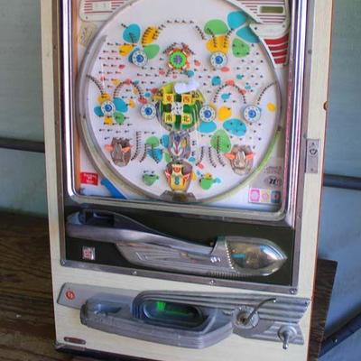  VINTAGE Plinko Game

Auction Estimate $20-$80 â€“ Located Field 