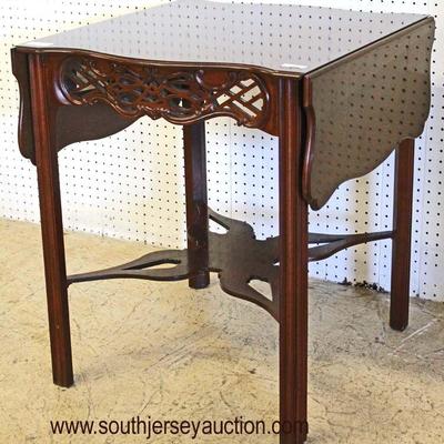  SOLID â€œBaker Furnitureâ€ Mahogany Chippendale Drop Side Lamp Table by Baker

Auction Estimate $300-$600 â€“ Located Inside

  