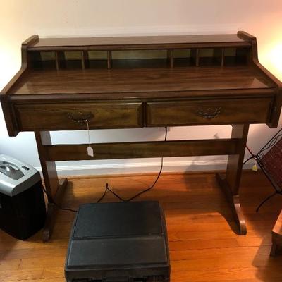 American Drew Desk
$130