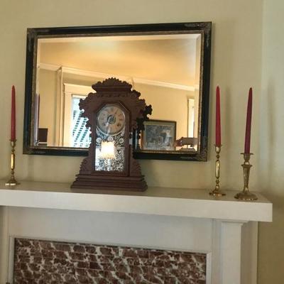 Mirror , mantle clock