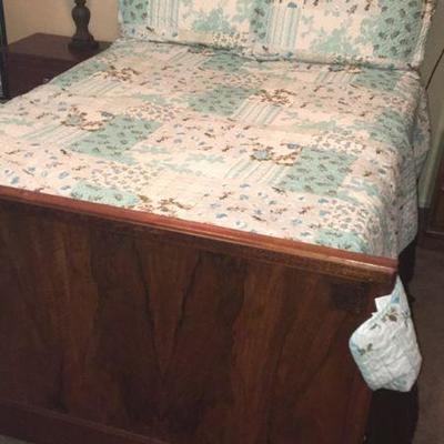 antique carved full size bed 
