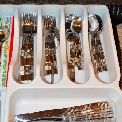 Flatware
