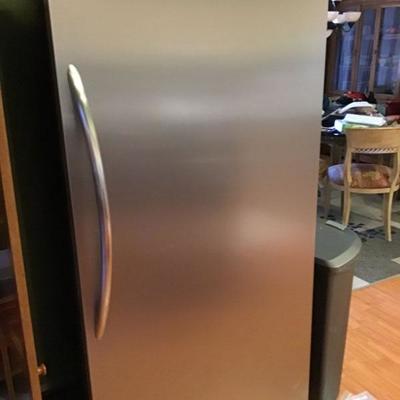 FRigidaire Stainless Refrigerator