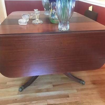 Watertown Duncan Phyfe style dining table repaired $165