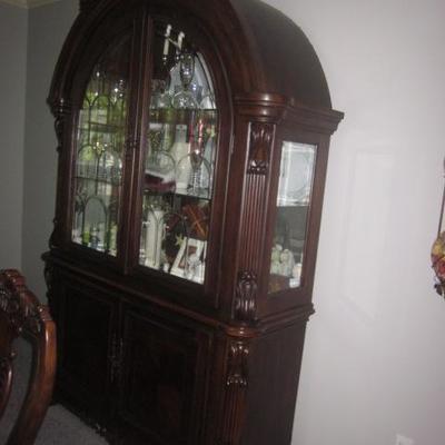 Stunning Dining Room Suite with China Cabinet 3 Light Setting