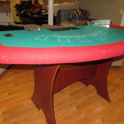 Professional poker table