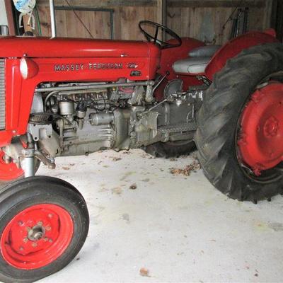 1950's Massey Ferguson #50 Tractor (BID ITEM)