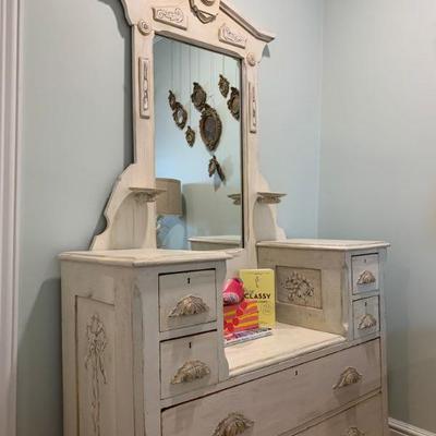 French Country Vanity 