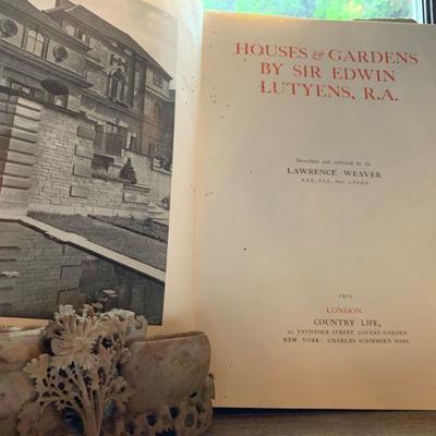 Houses and Gardens by Sir Edwin Lutyens, Carved Soapstone
