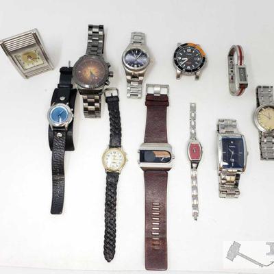 721: Approx 11 Fossil Watches
approx 11 various fossil watches 