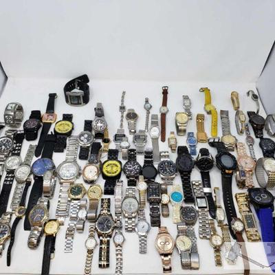 758: Approximately 65 watches
This collection has many beautiful name brand watches such as Tommy Bahama, Citizen, Invicta, Massimo and...