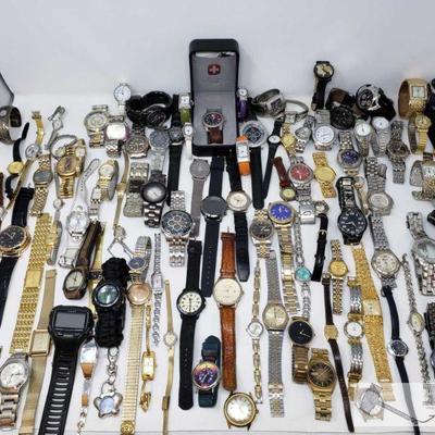 752: Approximately 109 beautiful watches
Several beautiful name brand watches such as Wenger, Acqua, Neiman Marcus, Techno Master,Raiders...