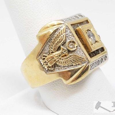 252: 14k Gold Ring, 13.9g
Weighs approx 13.9g Size approx 9.5