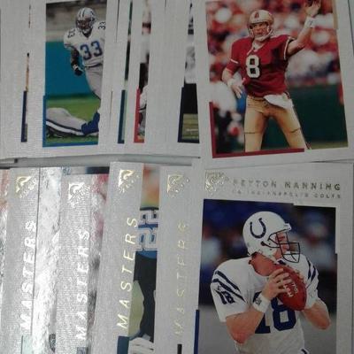 Mint Complete 2000 Topps Gallery Football Trading ...