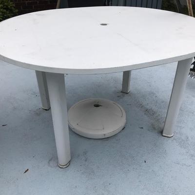 Table$25
2 available