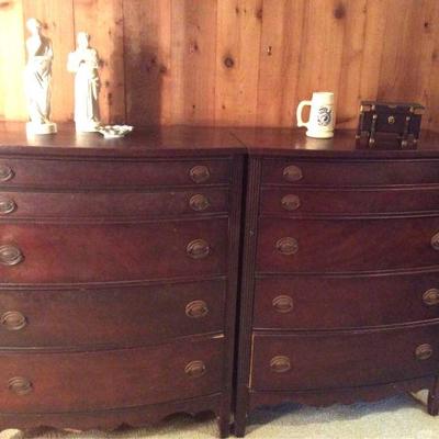 APT063 Two Vintage Wooden Dressers