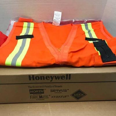 LOT OF HONEYWELL SECURITY VEST