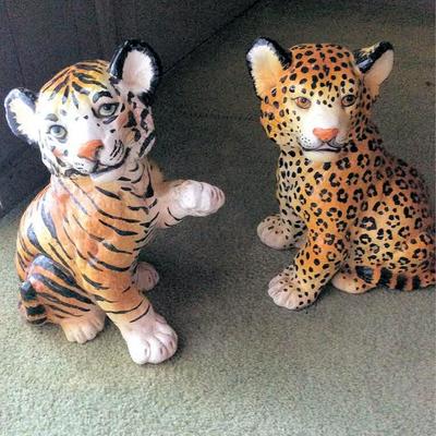 HMT080 Tiger & Cheetah Figurines
