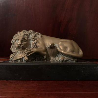 Lion with Turtle, Sculpture
