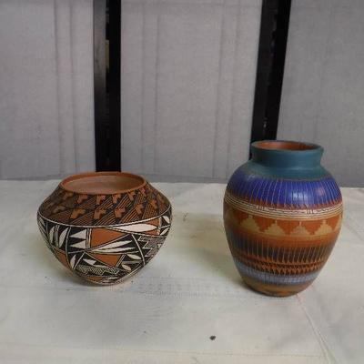 2 south west themed pottery vases