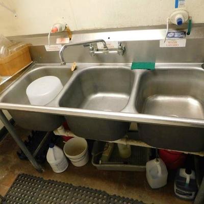 Eagle 3 Bay Stainless Steel Sink with Drainboard