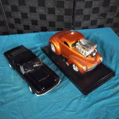 Lot of 2 Die Cast Muscle Cars
