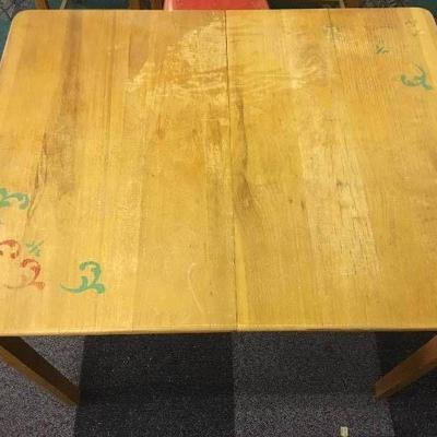 Used table and chairs