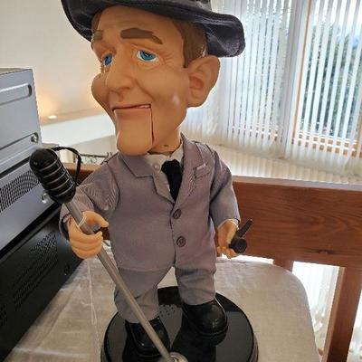 animated and singing Bing Crosby