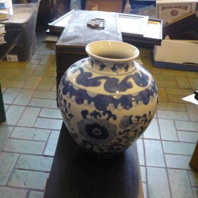 Asian style vase