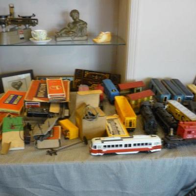 Vintage Toy Trains and Model Railroads