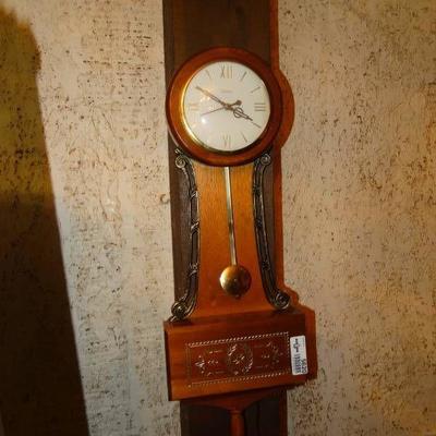 United wood wall clock