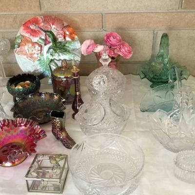 Carnival Glass, Crystal Candy Dishes, Vintage Class Baskets with Handles.