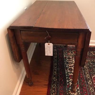 Antique drop leaf table $695 or best offer
52 X 37 X 29