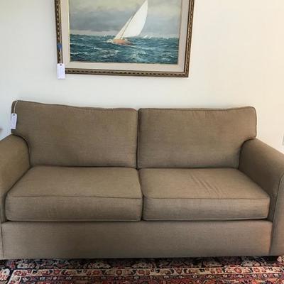 Haverty sofa $395
82 X 27 X 38