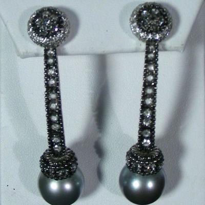 Ladies 14K Black & White Gold, Tahitian Black Pearl & Diamond Dangle Earrings