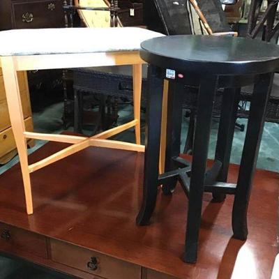 Accent Table & Bench