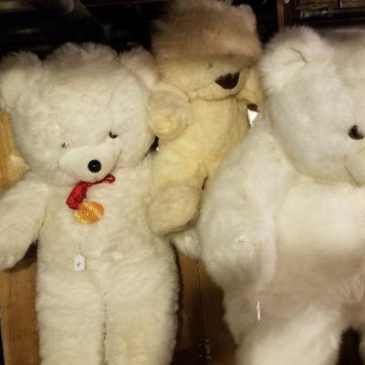 3 fluffy bears