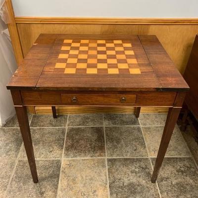 Chess / Board Game Table