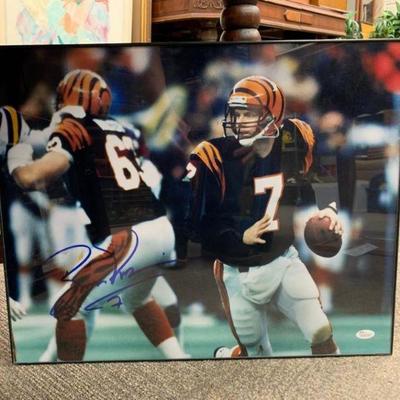 Large Boomer Esiason Signed Photograph - Cincinnati Bengals 