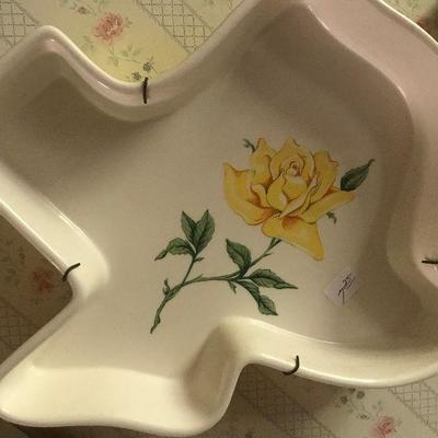 Texas Shape Dish with Yellow Rose