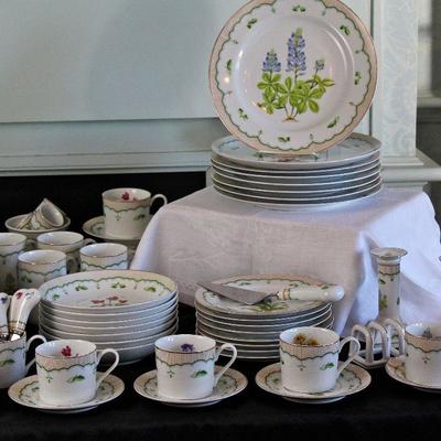 Georges Briard Private Collection china and accessories - 53 pieces