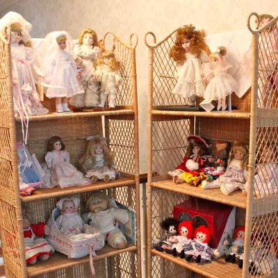doll collection including Cabbage Patch, Raggedy Ann, and Barbies