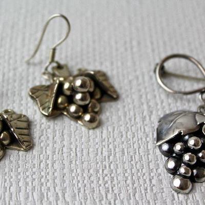 earrings to match the grape cluster necklace, similar design sterling silver brooch