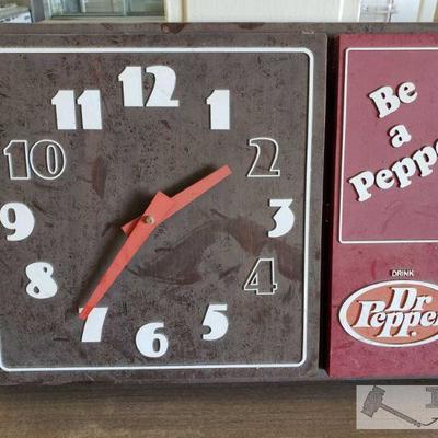 5006: Dr Pepper Clock, Plastic
Measures approximately 13