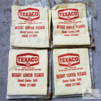 1117: 4 Vintage Texaco Hand Cloth's
Unfolded measure approx. 26